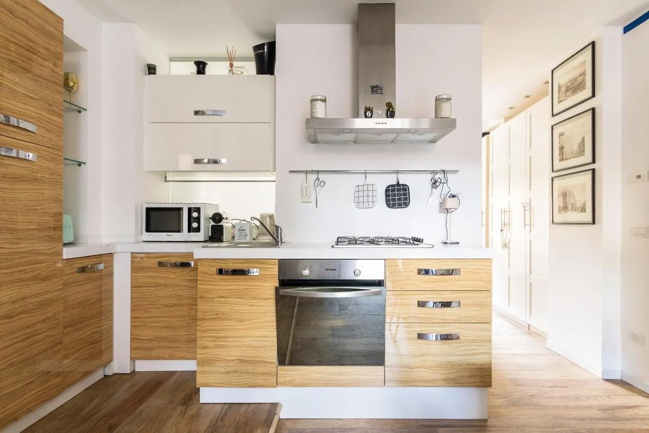 Luxury Modern One Bedroom In Great Location Milan