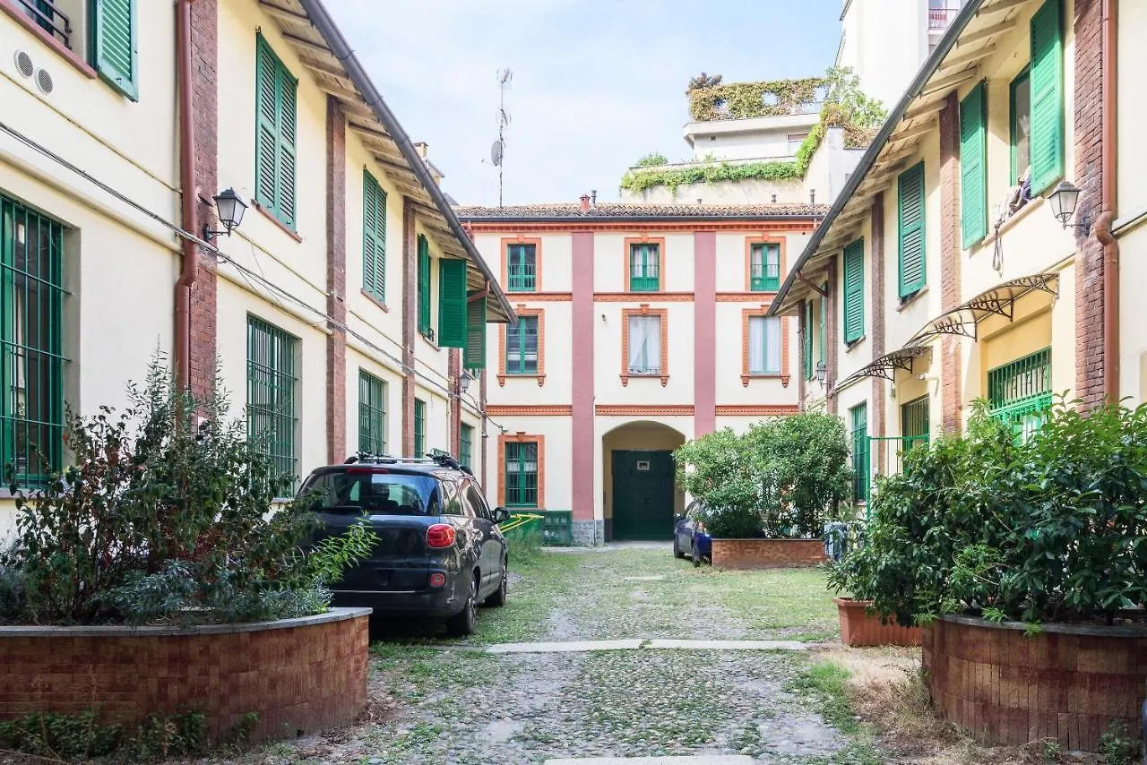 Apartment Luxury Modern One Bedroom In Great Location Milan