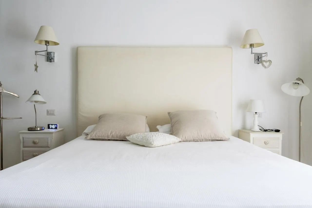 Apartment Luxury Modern One Bedroom In Great Location Milan Italy