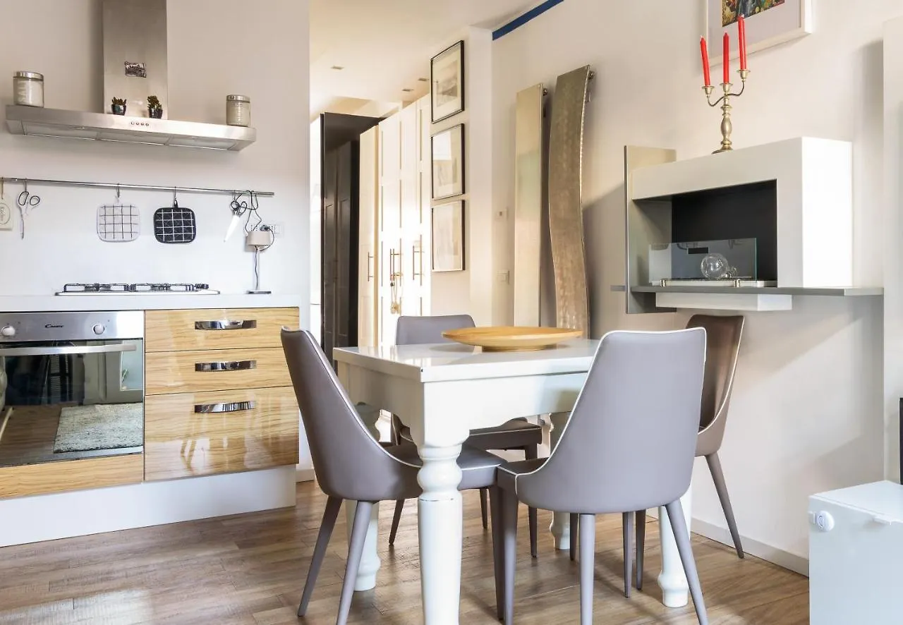 Luxury Modern One Bedroom In Great Location Milan Italy